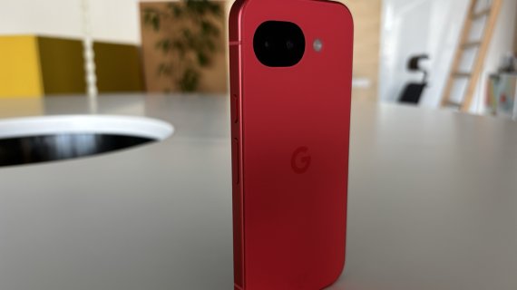 REVIEW Google Pixel 10a: singurul Android pentru care aș renunța la iPhone