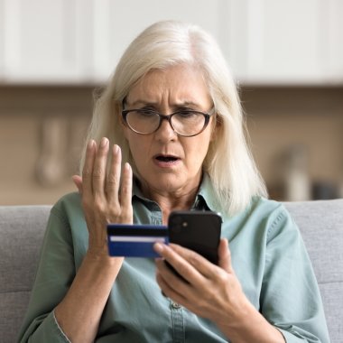 Bitdefender: Peste un milion de români au primit SMS-uri frauduloase de livrare