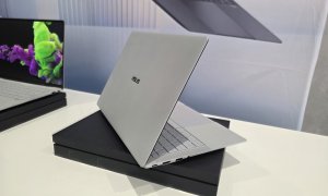 ExpertBook Ultra ajunge în România: laptop ASUS de 0,99 kg cu ecran OLED și securitate enterprise
