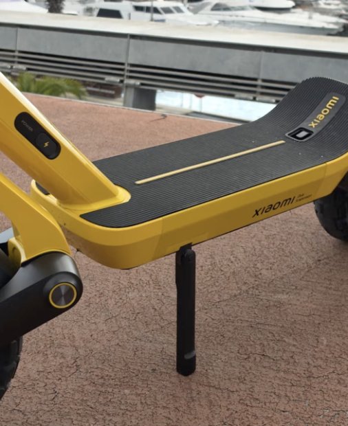 HANDS On Xiaomi Scooter 6 Ultra, trotinetă solidă cu accelerație incredibilă