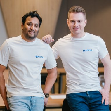 eYou, aplicație de social media dezvoltată în România, intră în pre-lansare