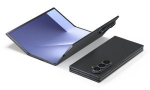 Samsung ar lucra la un nou trifold, dar și la un dispozitivil "extensibil" sau "rulabil"