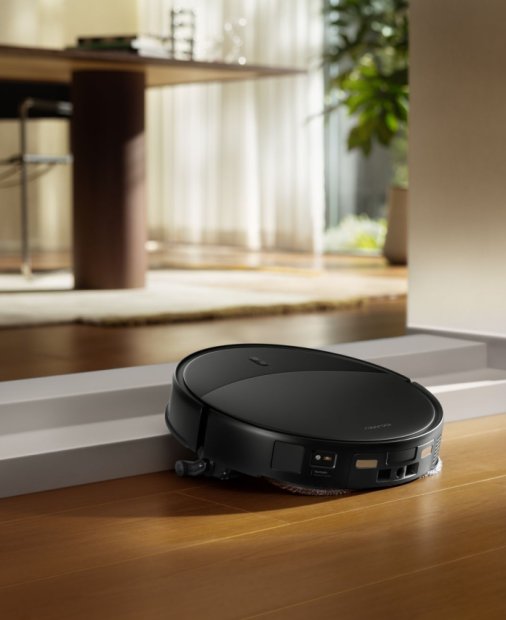 Roborock Saros 20 ajunge în România cu aspirare de 36.000 Pa și navigație 3D
