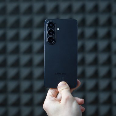 REVIEW Samsung Galaxy S26: primul flagship pe care nu-l pot recomanda