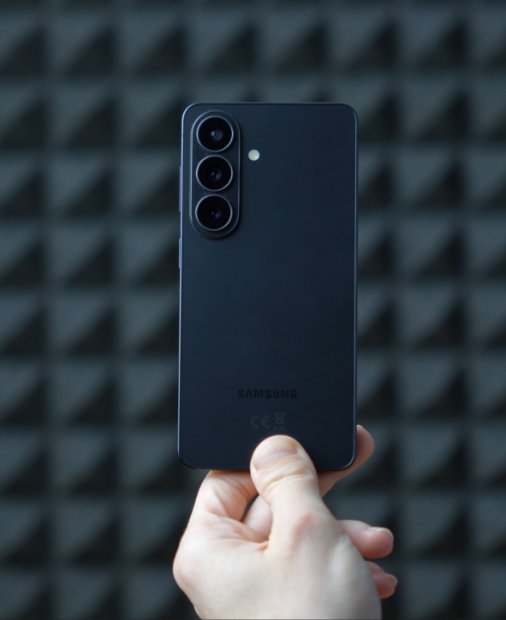 REVIEW Samsung Galaxy S26: primul flagship pe care nu-l pot recomanda