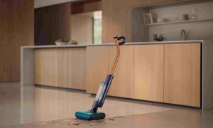 Dyson lansează în România Clean+ Wash Hygiene, aspirator umed-uscat