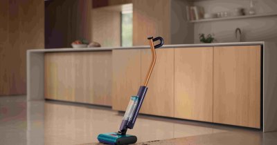 Dyson lansează în România Clean+ Wash Hygiene, aspirator umed-uscat