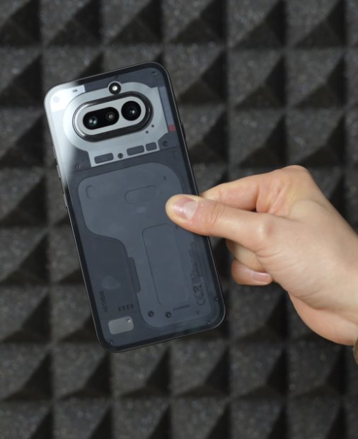 REVIEW Nothing Phone 4(a) - 1.900 lei pentru cel mai bine gândit Android de pe piață?