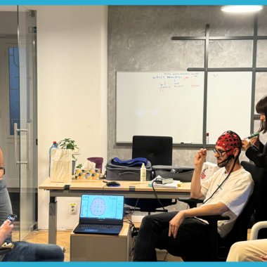 Startup-ul WakeZ din Cluj-Napoca vrea să transforme ceasul inteligent într-un instrument de sănătate mintală