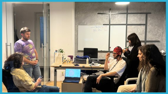 Startup-ul WakeZ din Cluj-Napoca vrea să transforme ceasul inteligent într-un instrument de sănătate mintală