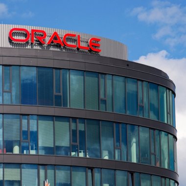 Oracle concediază mii de angajați pentru a putea să extindă centre de date pentru AI