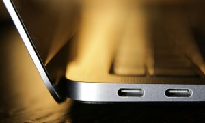 Este oficial: laptopurile vândute în UE trebuie să folosească încărcare cu USB-C