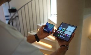 Samsung Galaxy Z Flip8: ecran fără cută, baterie de 4.000mAh și aceleași dimensiuni de display