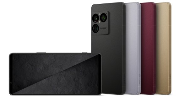 Sony Xperia 1 VIII aduce un nou design al camerelor și funcții AI pentru fotografie