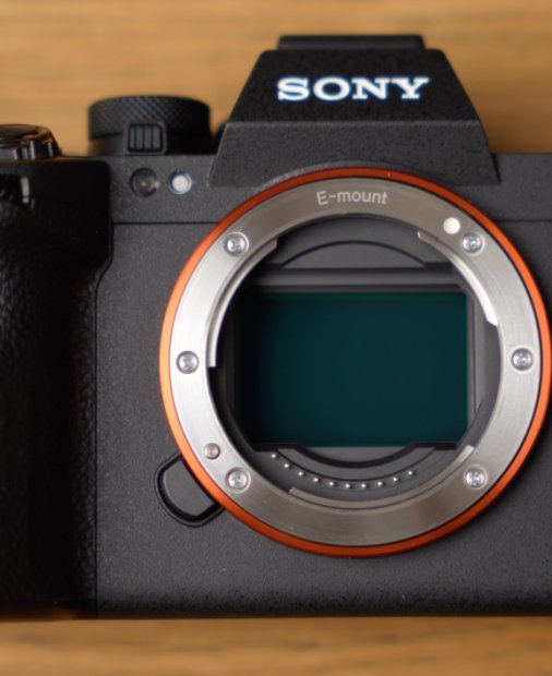 REVIEW Sony Alpha 7R VI – incredibil de rapidă și cu rezoluție mare