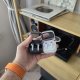 REVIEW Samsung Galaxy Buds 4 vs Buds 4 Pro: filozofii diferite, confort excelent