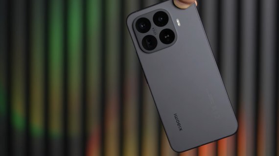 REVIEW Xiaomi 17T Pro: nu cumpăra un flagship înainte să vezi asta