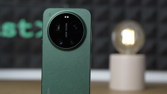 Xiaomi 18 va aduce schimbări la ecran și o baterie de aproape 8.000 mAh