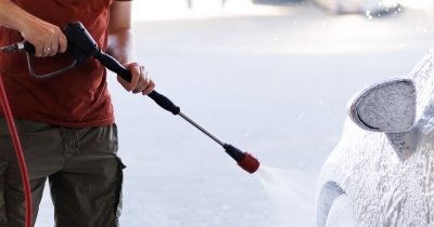Avantajele și provocările deschiderii unei spălătorii auto cu fise în 2026