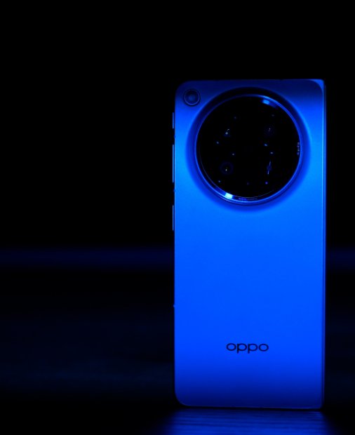 Pariul pe pliabile late. OPPO va lansa un pliabil în această categorie în 2027