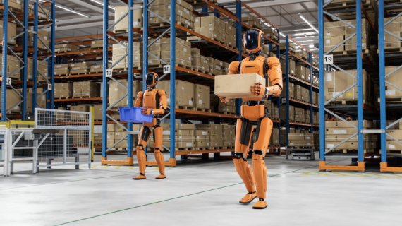 China lansează prima "școală profesională" pentru roboții umanoizi ca să-i învețe să fie mai utili