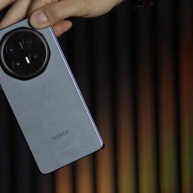 REVIEW Honor Magic V6 a rezolvat 5 probleme cheie ale telefoanelor pliabile