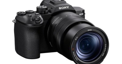 Sony lansează RX10 V, cameră foto cu zoom optic 25x și filmare 4K 120 fps