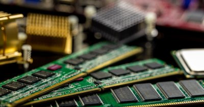 Valve avertizează că prețurile memoriei RAM și ale SSD-urilor vor continua să crească