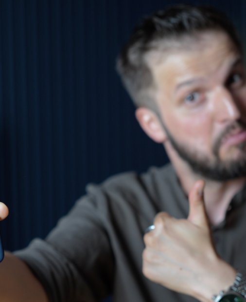 REVIEW Motorola Edge 70 Pro m-a surprins și e mai bun decât pare pe hârtie
