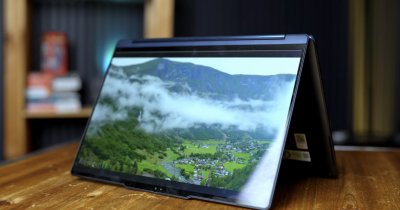 REVIEW Lenovo Yoga 9 2 in 1 Aura Edition e un laptop superb. Păcat că are Windows