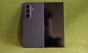 REVIEW Samsung Galaxy Z Fold8 Ultra are concurență serioasă. Poate câștiga?