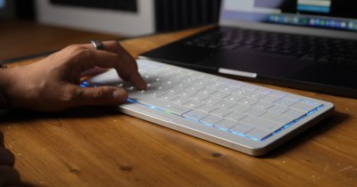 REVIEW Clevetura CLVX S - tastatura pe care ar fi trebuit să o construiască Apple