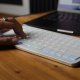 REVIEW Clevetura CLVX S - tastatura pe care ar fi trebuit să o construiască Apple