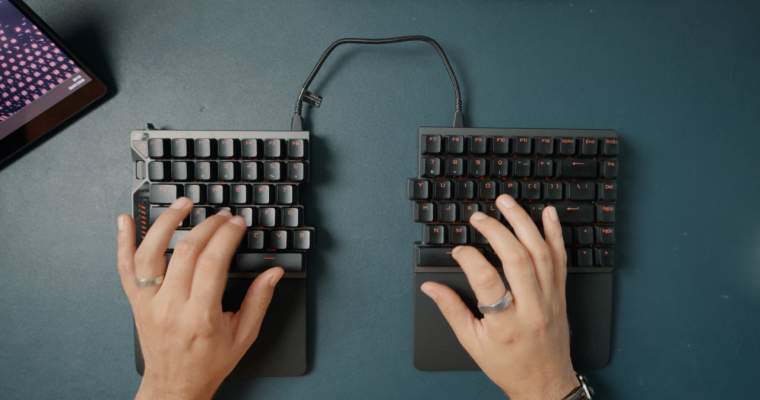 REVIEW ROG Falcata: o tastatură excelentă cu un design atipic