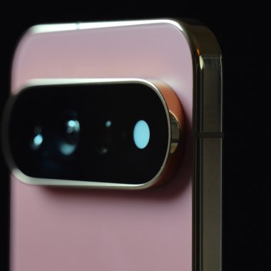 Google Pixel 11 Pro XL: camere excelente și software rafinat, dar performanță de midrange la preț de flagship