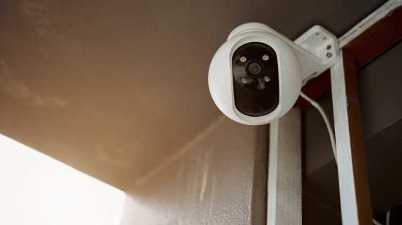 Cum alegi camere supraveghere wireless pentru afacerea ta?