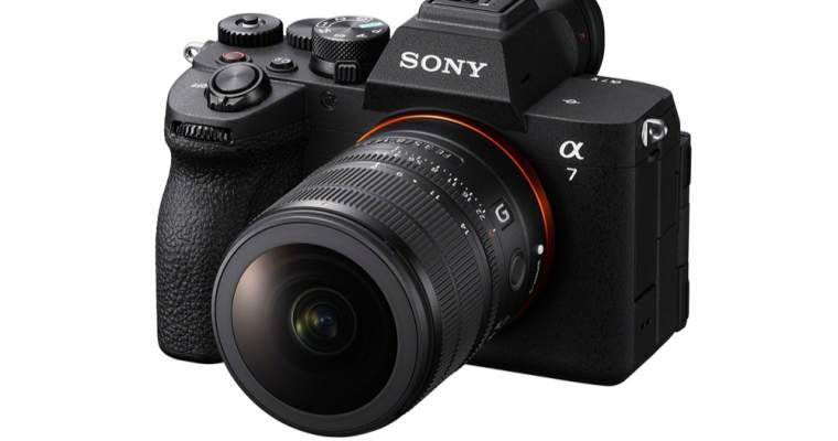 Sony lansează primul obiectiv fisheye de 8 mm-14 mm pentru camere