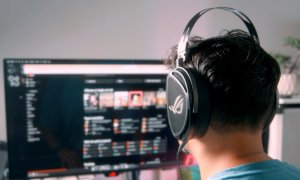 REVIEW ROG Kithara: căști de gaming care sună ca pentru <span class="title-highlight">audiofili</span>