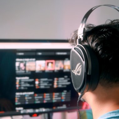 REVIEW ROG Kithara: căști de gaming care sună ca pentru <span class="title-highlight">audiofili</span>