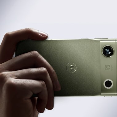 Motorola Signature 27 e primul telefon cu Snapdragon 8 Elite Extreme Gen 6 și un design diferit