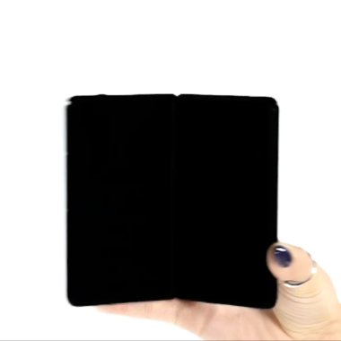 Motorola pregătește un model pliabil compact, care concurează cu iPhone Duo și Galaxy Z Fold8