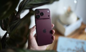 REVIEW iPhone 18 Pro Max: 3 surprize și o dezamăgire
