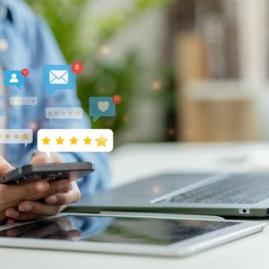 Comerțul online va ajunge la 13,5 miliarde de euro în 2026 în România