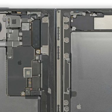 iPhone Duo este cel mai reparabil telefon pliabil, dar cu o problemă la ecran